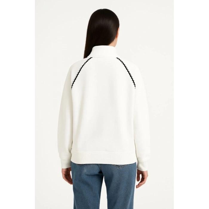 Oversize Dik Yaka Fermuarlı weatshirt  Zincir Nakışli Kanguru Cepli,  Beyaz