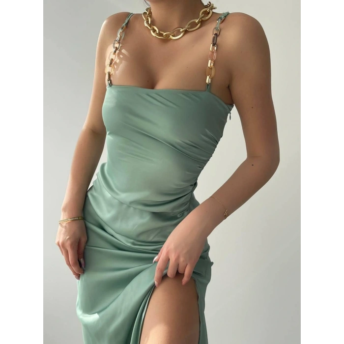 Oxpo Yırtmaç Detaylı Elbise