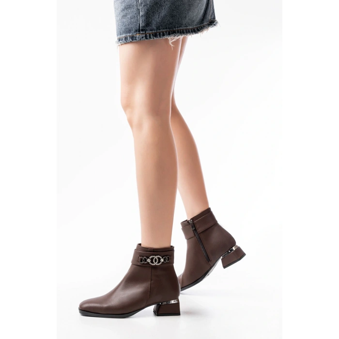 RM-502 Kahverengi Toka Aksesuarlı Topuklu Fermuarlı Günlük Kadın Bot