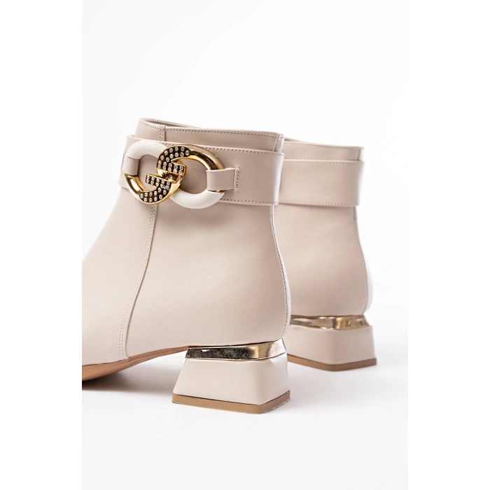 RM-504 Bej Toka Aksesuarlı Topuklu Fermuarlı Günlük Kadın Bot