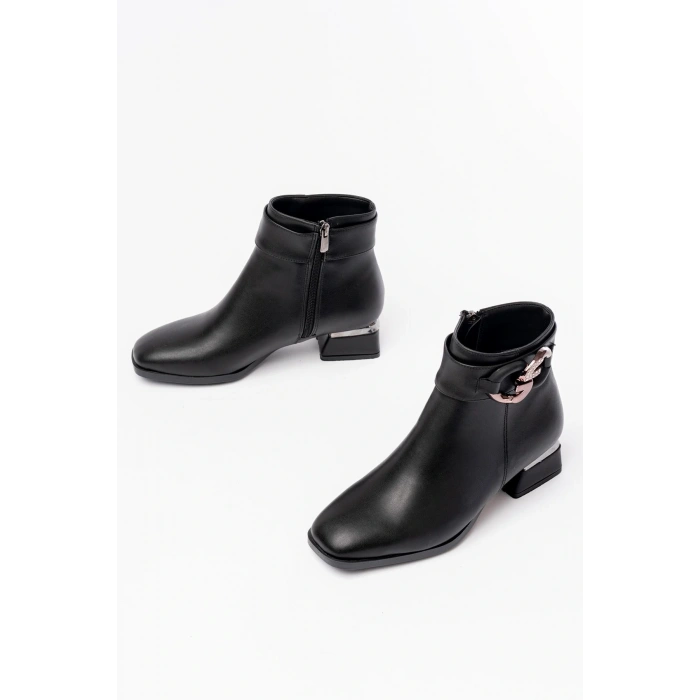 RM-504 Siyah Toka Aksesuarlı Topuklu Fermuarlı Günlük Kadın Bot
