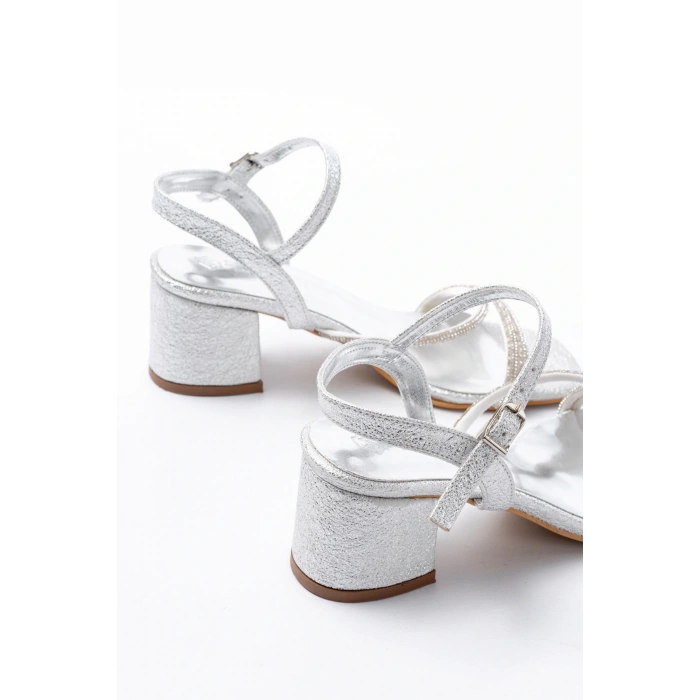 S-900  Gümüş Bantlı Taşlı Kalın Şeffaf Topuklu Kadın Ayakkabı