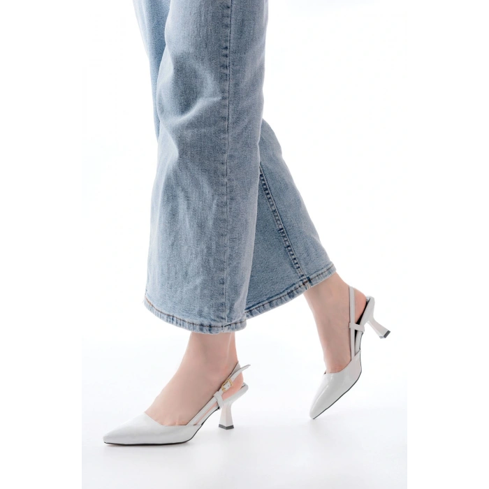 ST-002 Beyaz Rugan Günlük 7 cm Topuklu Bayan Ayakkabı