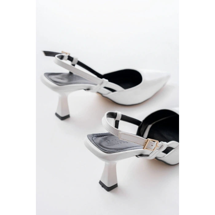 ST-002 Beyaz Rugan Günlük 7 cm Topuklu Bayan Ayakkabı