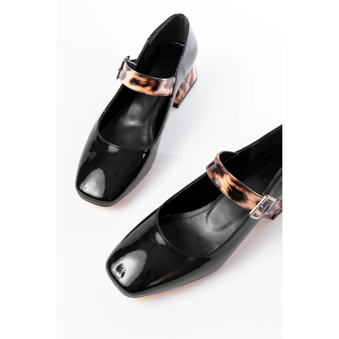 ST-006 Siyah Leopar Rugan Günlük 4 cm Topuklu Bayan Ayakkabı