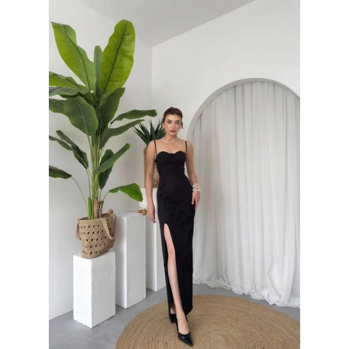 Stor Gül Detaylı Elbise