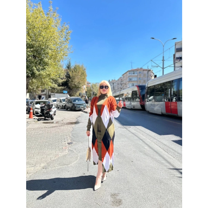 Uzun hırka içi elbise ikili triko takım ekose baklava desen haki kırmızı