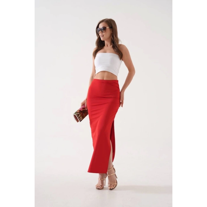 Uzun yırtmaçlı ince kumaş etek kırmızı