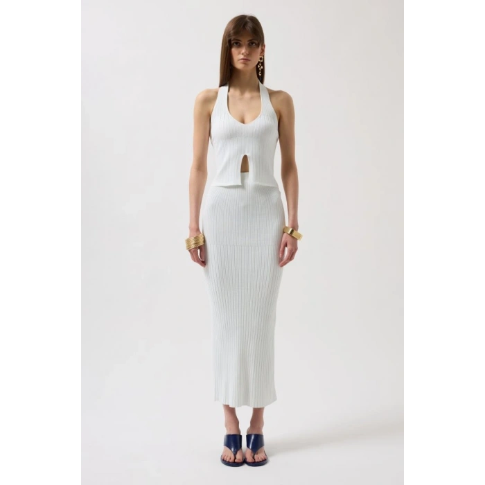 V Detay Dokulu Crop Bluz