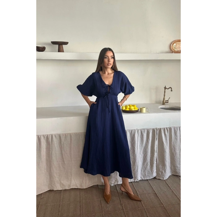 V YAKA DÖKÜLÜ ELBİSE  Lacivert
