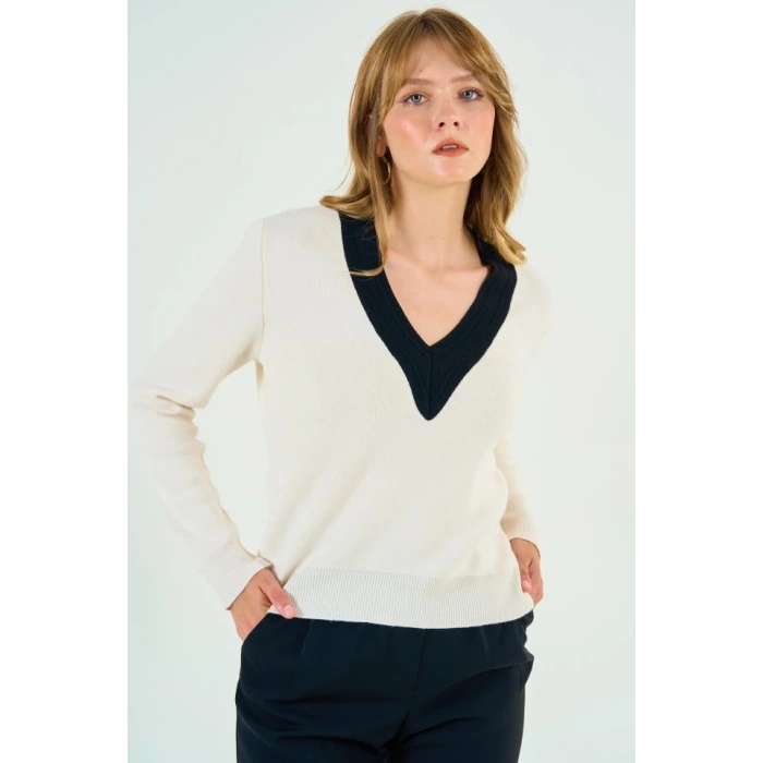 V Yaka Triko Kazak  KremSiyah