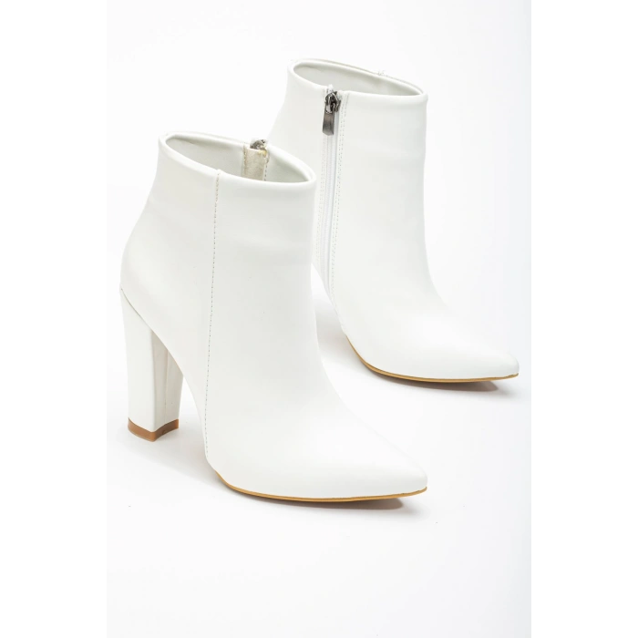 VRT-4801 Beyaz Yüksek Kalın Topuklu Fermuarlı Kadın Bot