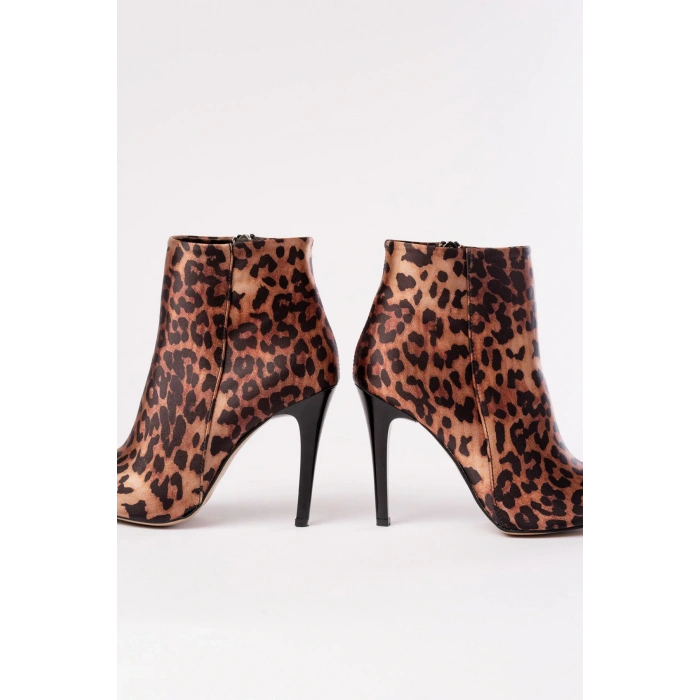 VRT-4802 Leopar Yüksek İnce Topuklu Fermuarlı Kadın Bot