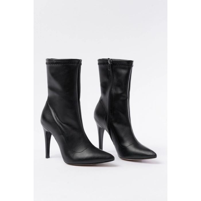 VRT-4811 Siyah Yüksek İnce Topuklu Fermuarlı Kadın Bot