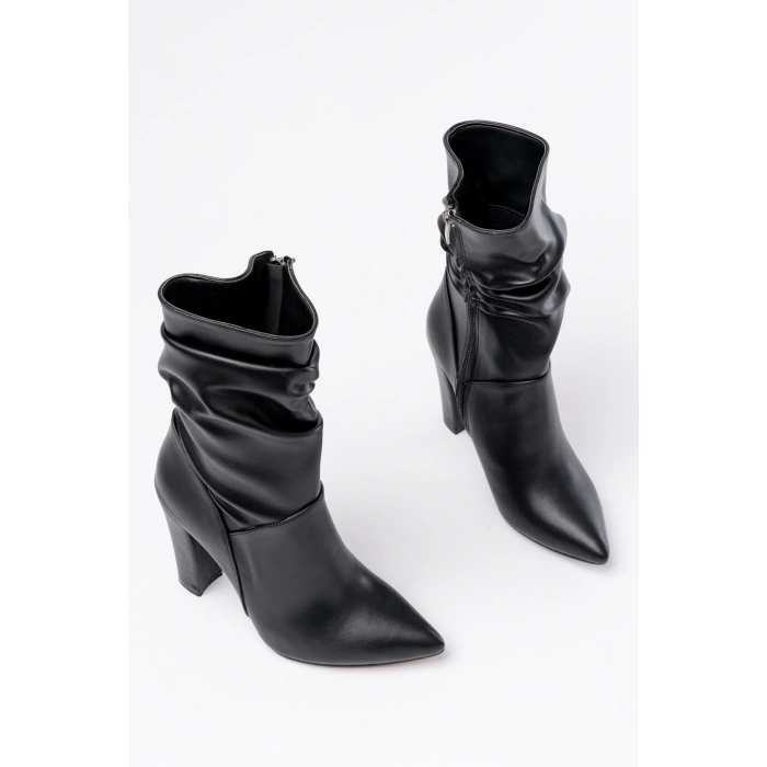 VRT-4815 Siyah Yüksek Kalın Topuklu Körüklü Fermuarlı Kadın Bot