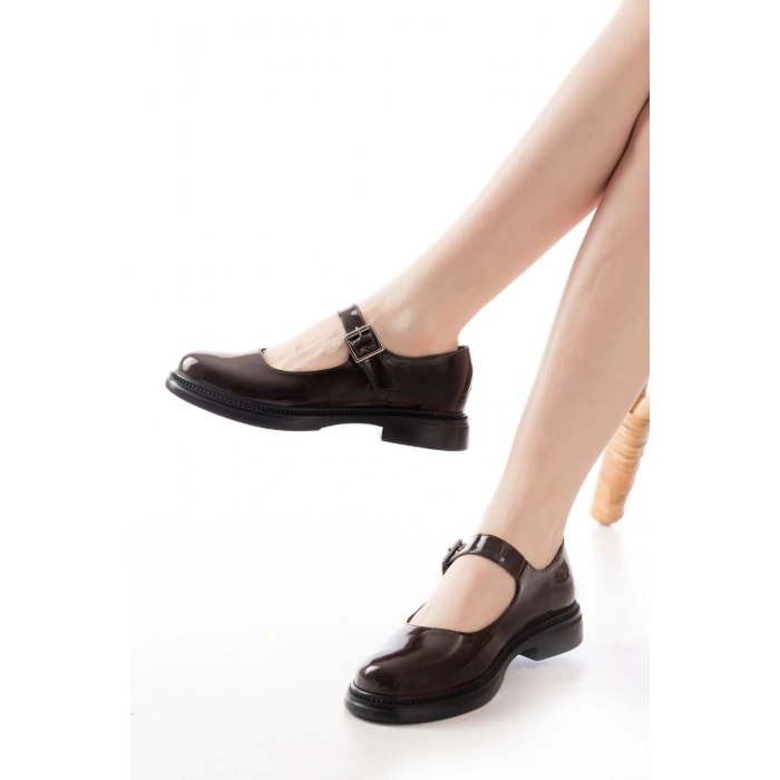 YSN-4444 Kahve Rugan Günlük Bayan Ayakkabı