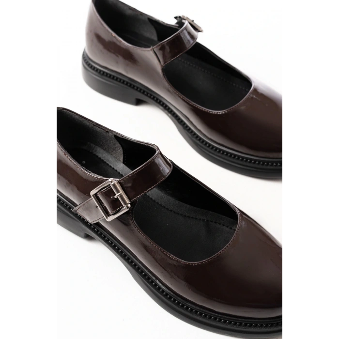 YSN-4444 Kahve Rugan Günlük Bayan Ayakkabı