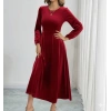 Kadın Uzun Kollu Bisiklet Yaka Midi Kadife Elbise