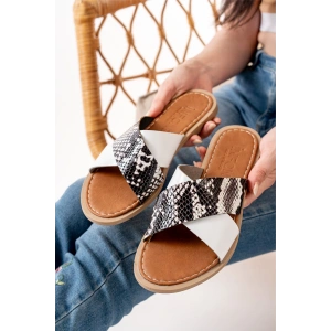 169-076 Beyaz Ortopedik Hakiki Deri Çapraz Bantlı Kadın Terlik