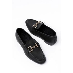 303 Siyah Toka Aksesuarlı Günlük Kadın Babet