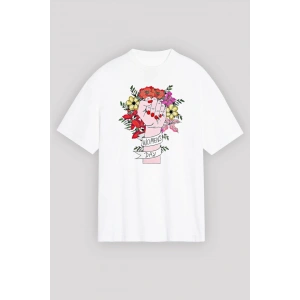 8 art Dünya Kadınlar Günü İçin Özel Baskılı Tshirt  Beyaz