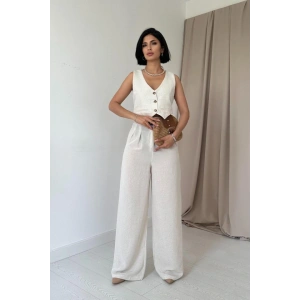 Bej Önü Düğmeli Yelek Ve Pantolon Takım