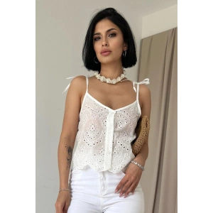 Beyaz Bağcıklı Brode Bluz