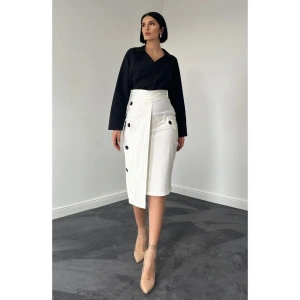 Beyaz Çizgili Poliviskon Etek