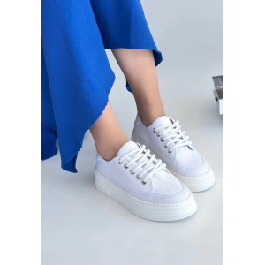 Carin Beyaz Keten Bağcıklı Spor Ayakkabı