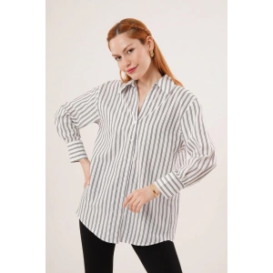 Çift Çizgi Geçişli Düğmeli Gri Gömlek