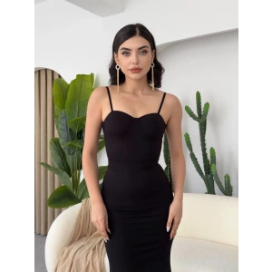 Dominic Eteği Büzgülü Midi Boy Elbise