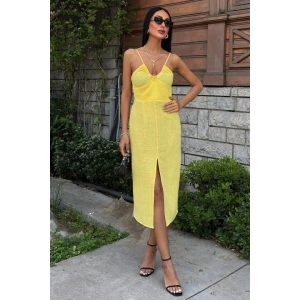 Göğsü Aksesuarlı Önü Yırtmaçlı Elbise 2899