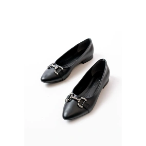 İNF-133 Siyah Taşlı Tokalı Günlük Kadın Babet