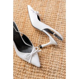 İNF-4500 Beyaz Rugan Günlük Arkası Açık Fiyonklu Topuklu Bayan Ayakkabı