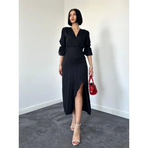 iyah Yırtmaçlı Jakar Elbise