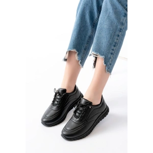 K-504 Siyah Bağcıklı Desenli Günlük Spor Ayakkabı