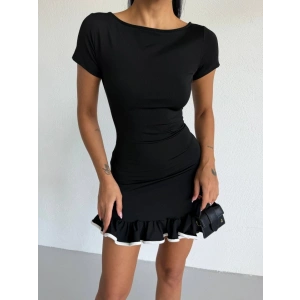 Kadın Kayık Yaka Kısa Kollu Eteği Olan Detay Dalgıç Kumaş ini Elbise