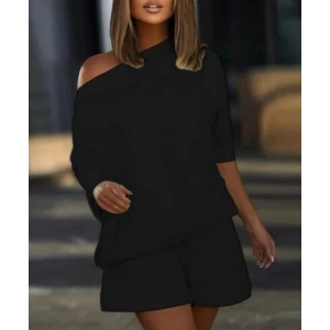 Kadın Kayık Yaka Salaş Iki Iplik Bluz Ve şort Ikili Takım