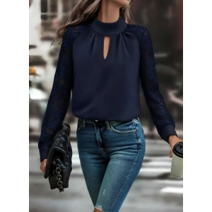 Kadın Uzun Kollu Göğüs Pencere Detay Yaka Boğazlı Kolları Tüllü Sandy Bluz