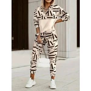Kadın V Yaka Harf Baskılı Sweat Ve Yüksel Bel Pantolon Ikili Takım