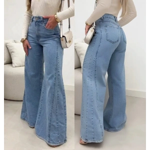 Kadın Yüksek Bel Paçaya Doğru Geniş Kesimli Kot Pantolon