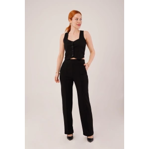 Kalın Askılı Düğmeli Yelek Ve Pantolon Siyah Takım