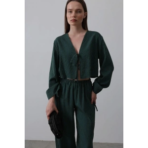 Önü Bağlamalı Crop Takım  Yeşil