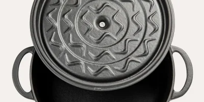 Sürel Premium Siyah Demir Döküm Derin Tencere 24 cm | Nishev