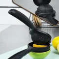 LuxeLemon Demir Döküm Limon Sıkacağı – Uzun Ömürlü Paslanmaz Narenciye Mutfak Aksesuarı