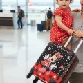 Mickey Mouse Kız Çocuk Valizi – Kırmızı-Siyah Şıklık