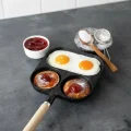 Döküm 3 Bölmeli Omlet Tavası - Krep Tavası
