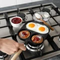 Döküm 3 Bölmeli Omlet Tavası - Krep Tavası