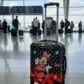 Minnie Mouse Lüks Çocuk Valizi – Kızlar İçin Şıklık ve Dayanıklılık
