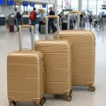 3’lü Valiz Bavul Seti Gold – Darbelere Karşı Yüksek Koruma